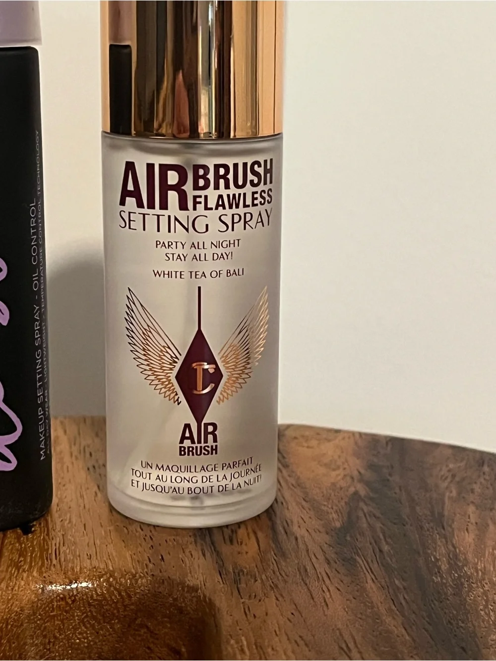 Charlotte Tilbury Airbrush Flawless Setting Spray & Urban Decay de-slick